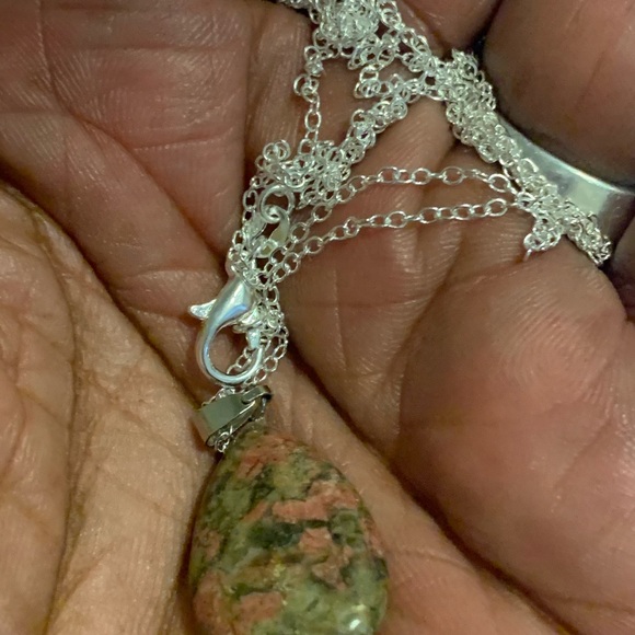 Healing Stone Pendant - Picture 3 of 3